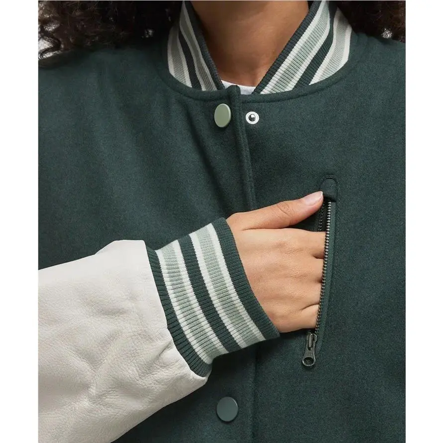 Nike clothing - Green 3