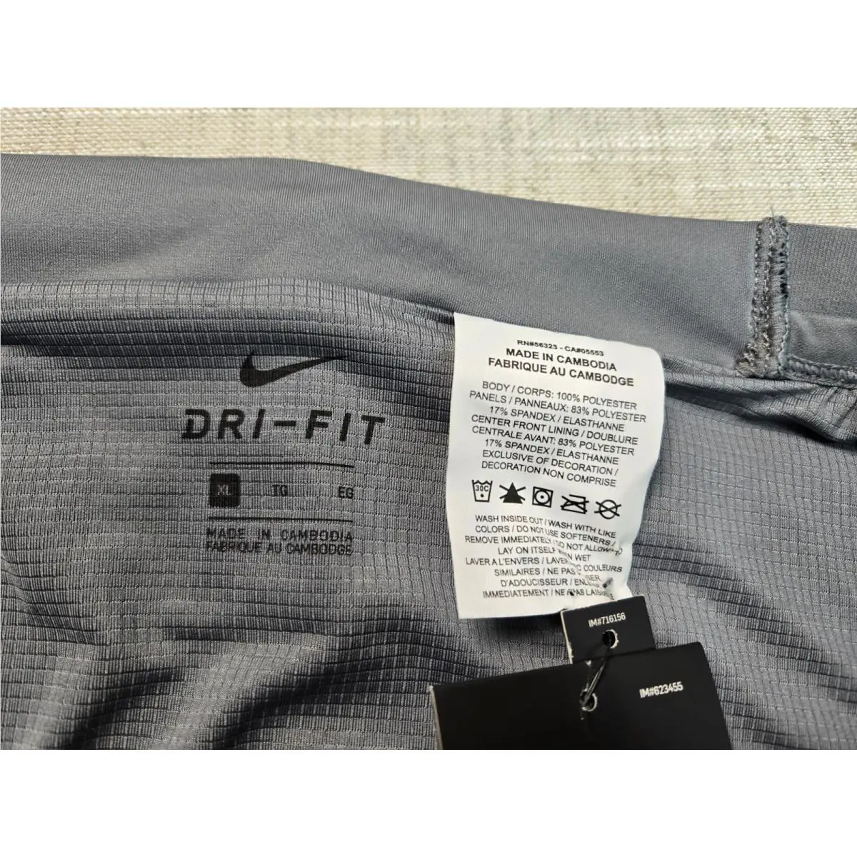 Nike clothing - NIKE Shield Running Tights Pants Reflective - CU6077-070 - Gray Black 10