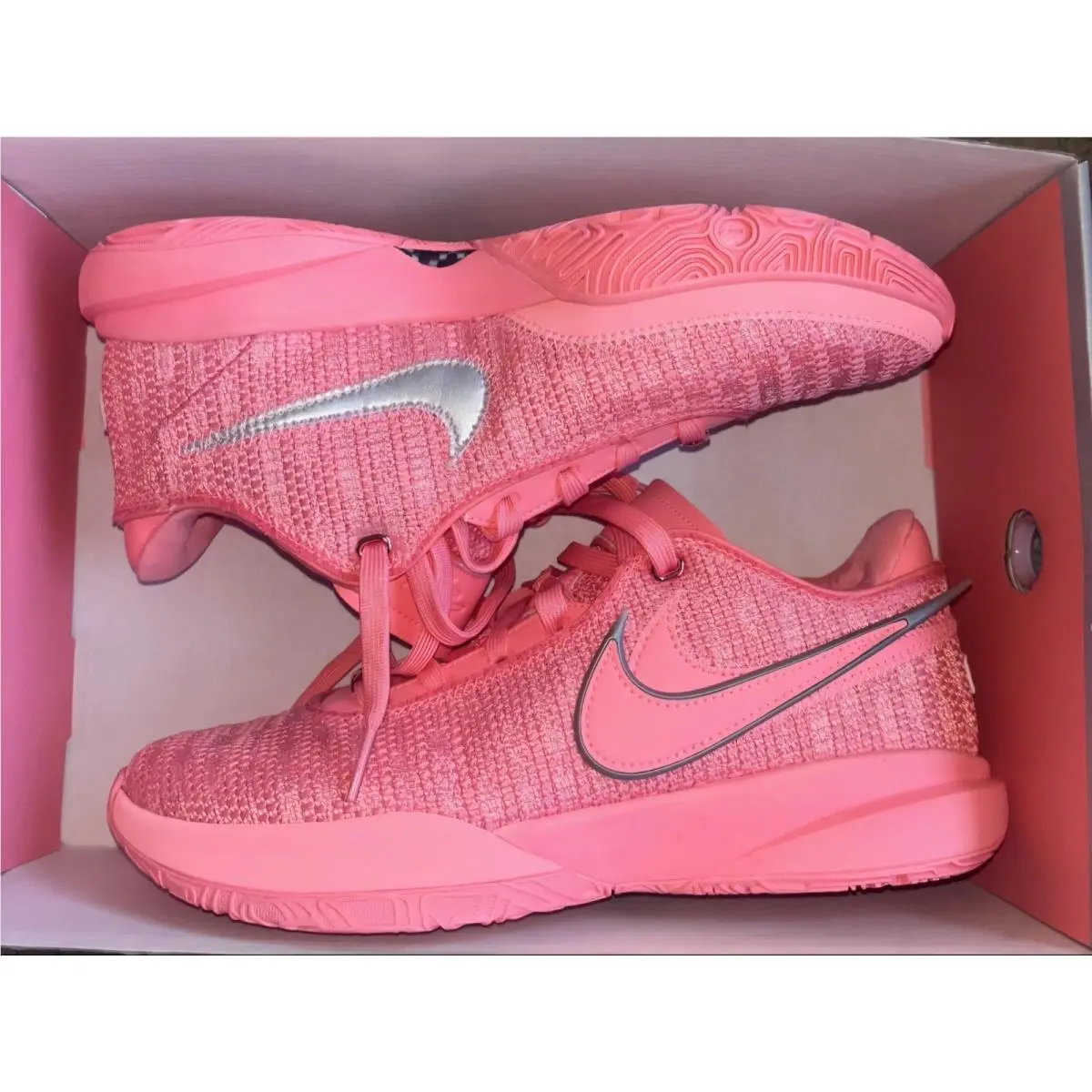 Nike shoes - Nike LeBron 20 - LeBron - DJ5423-600 - Pink 1