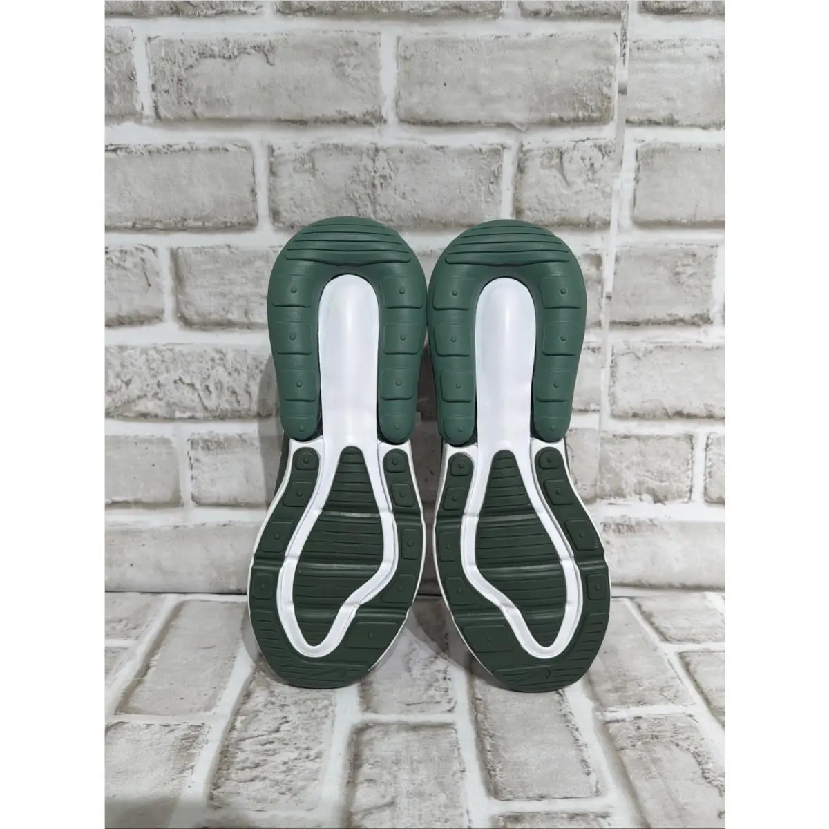 Nike shoes - Nike Air Max 270 - Air Max - HQ3421-100 - Green 0