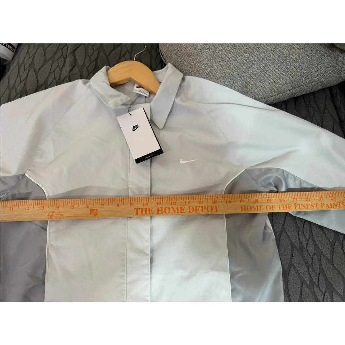 Nike clothing - Grey (UPC: 197602348057) 8