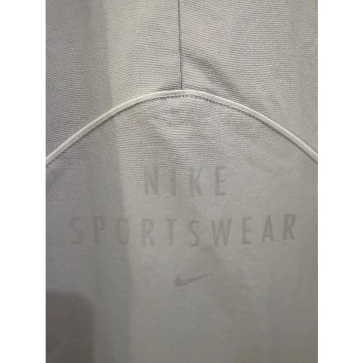 Nike clothing - Grey (UPC: 197602348057) 4
