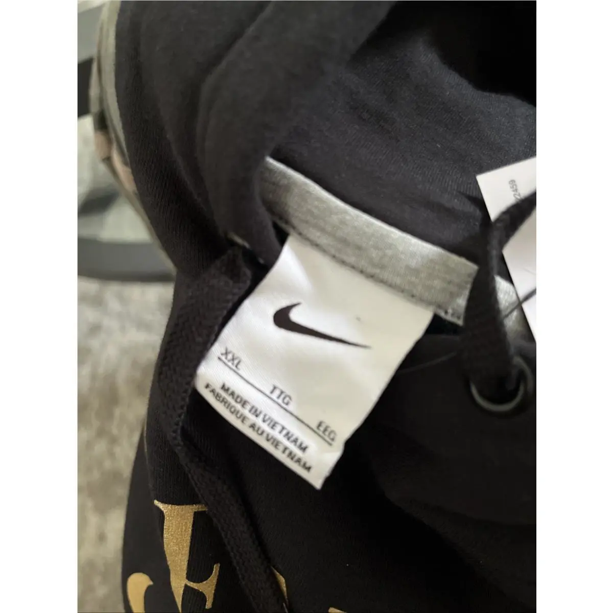 Nike clothing - Black-Gold (UPC: 0196793184635) 9