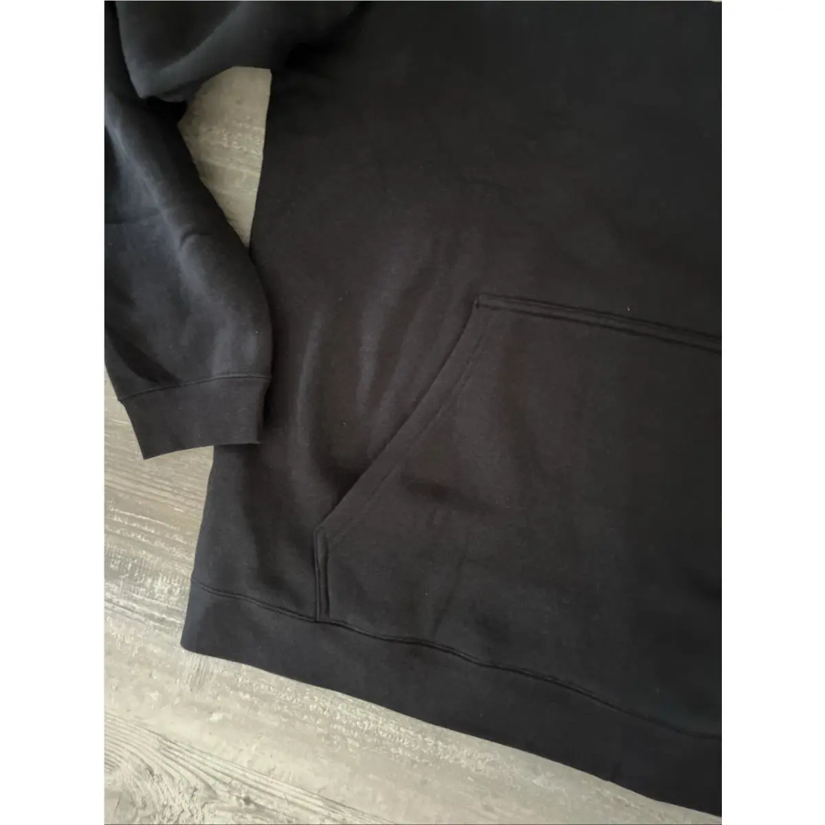 Nike clothing - Black-Gold (UPC: 0196793184635) 2