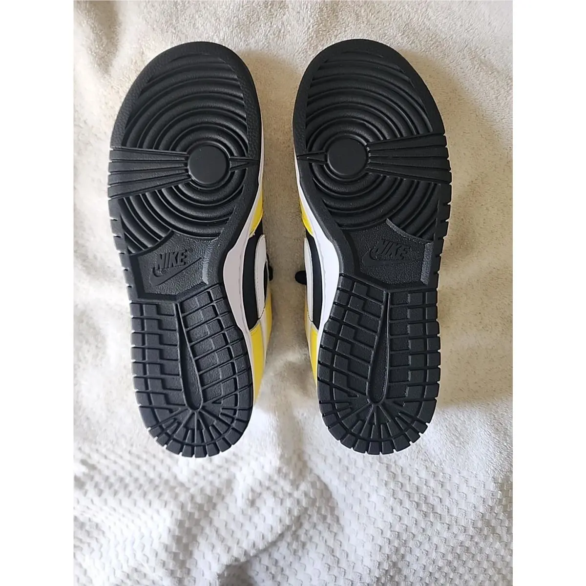 Nike shoes - Nike Dunks - Dunks - black/yellow 2