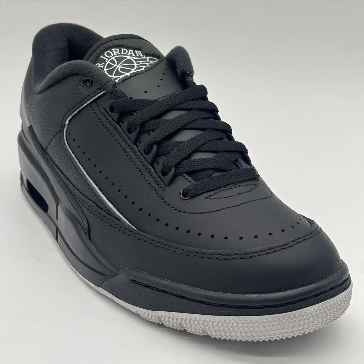 Nike Jordan 2/3 Black Metallic Silver FD0383 001 Mens Size 9 Sneakers