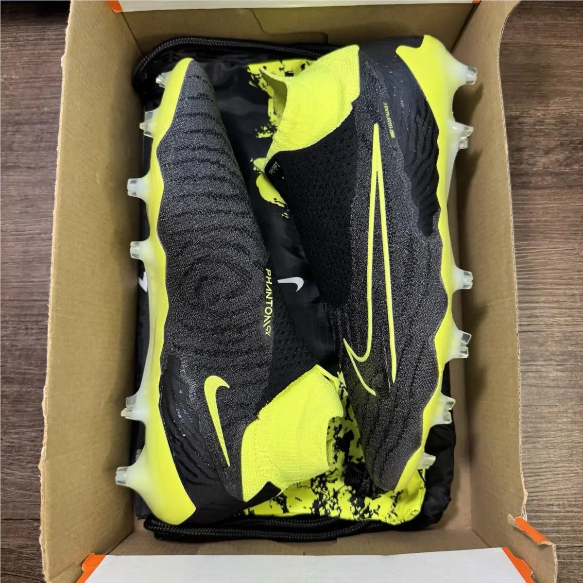 Nike shoes - Nike Gripknit Phantom GX Elite FG - DX5263-700 - Black 1