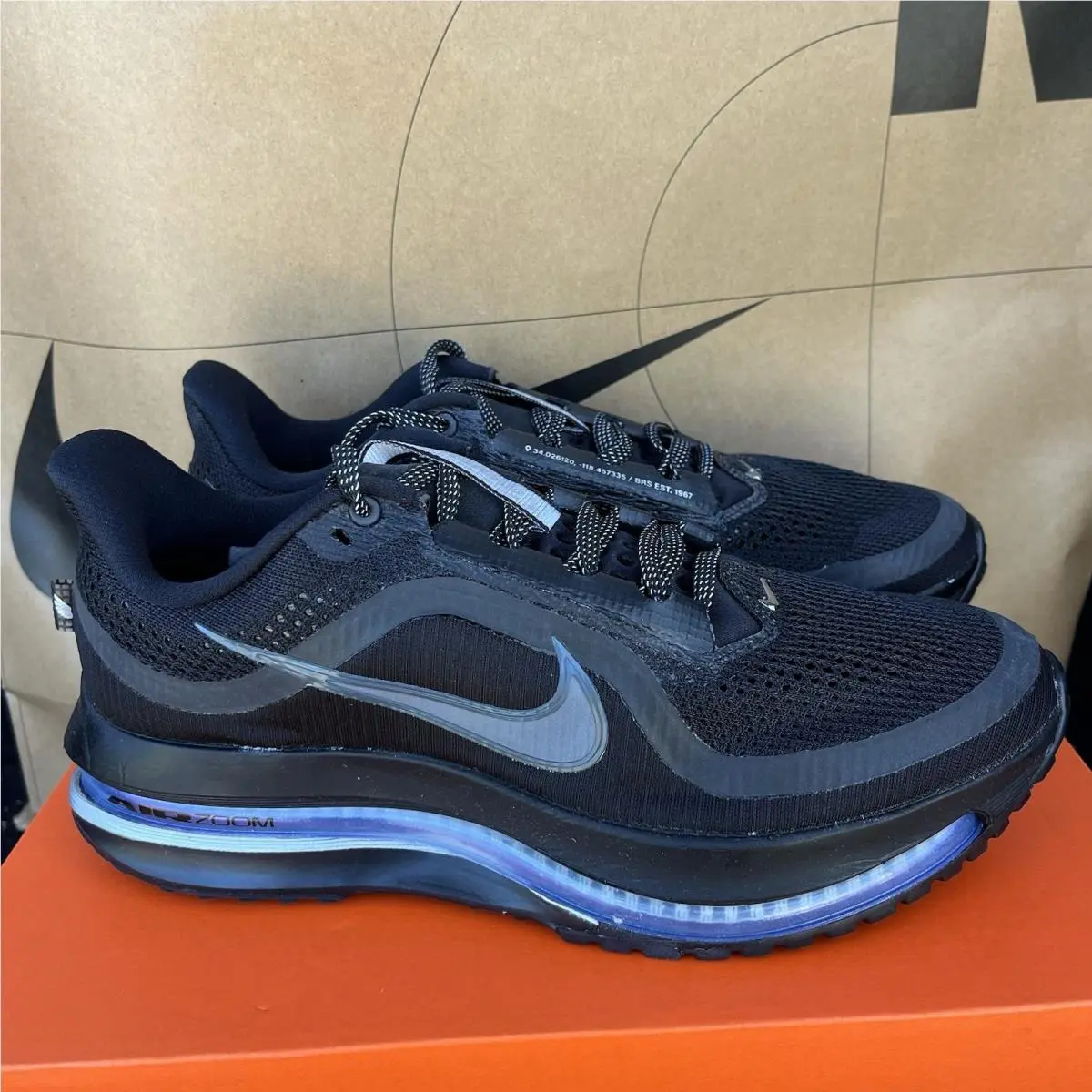 Nike Pegasus Premium Black Metallic Silver Nby HQ2592-005 Mens Size 11.5