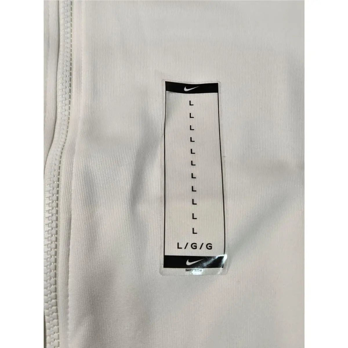 Nike clothing - White 3