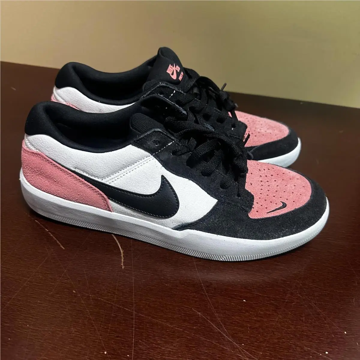 Nike SB Force 58 Pink Salt Black White CZ2959-600 Sz 11 Skate Shoes