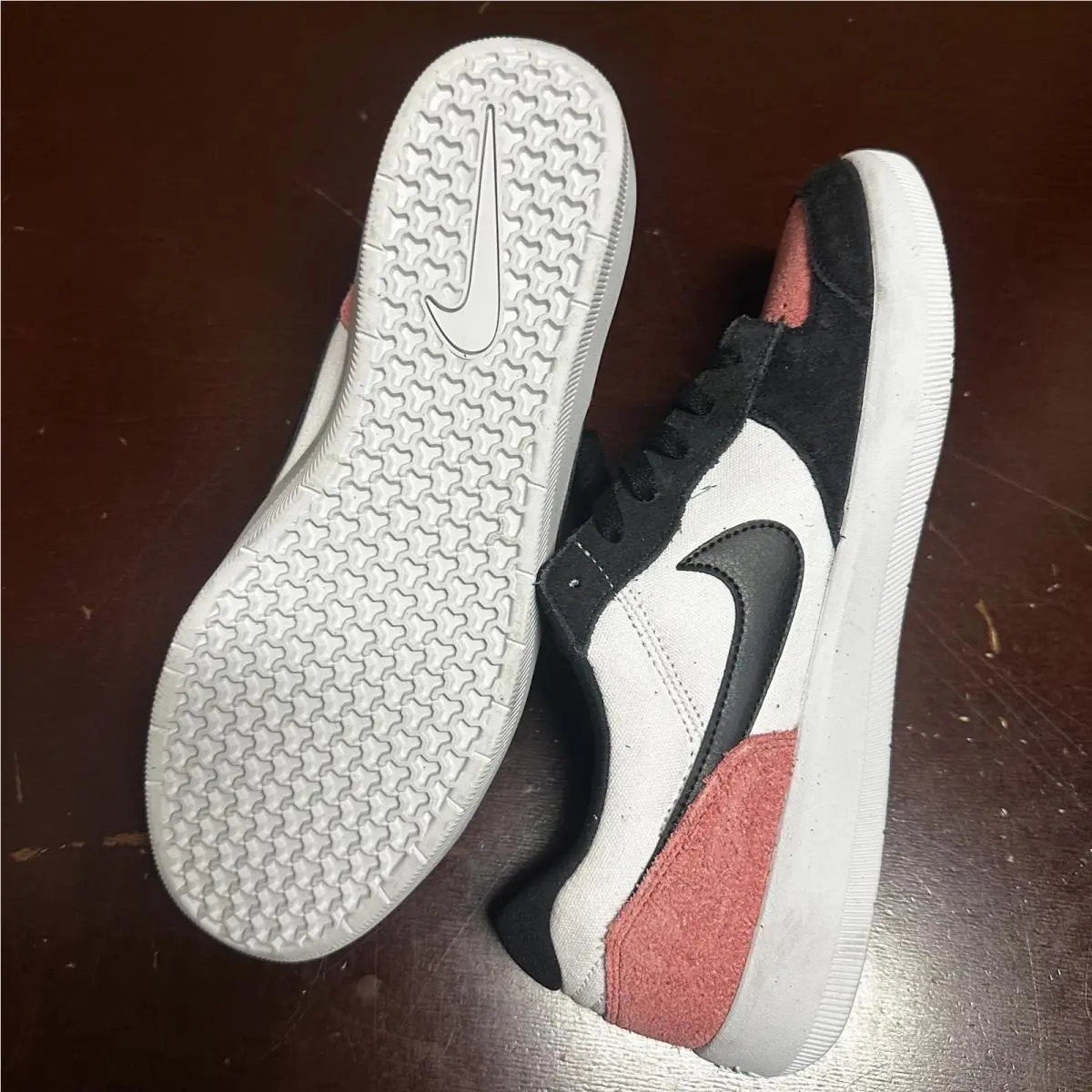Nike shoes - Pink 1