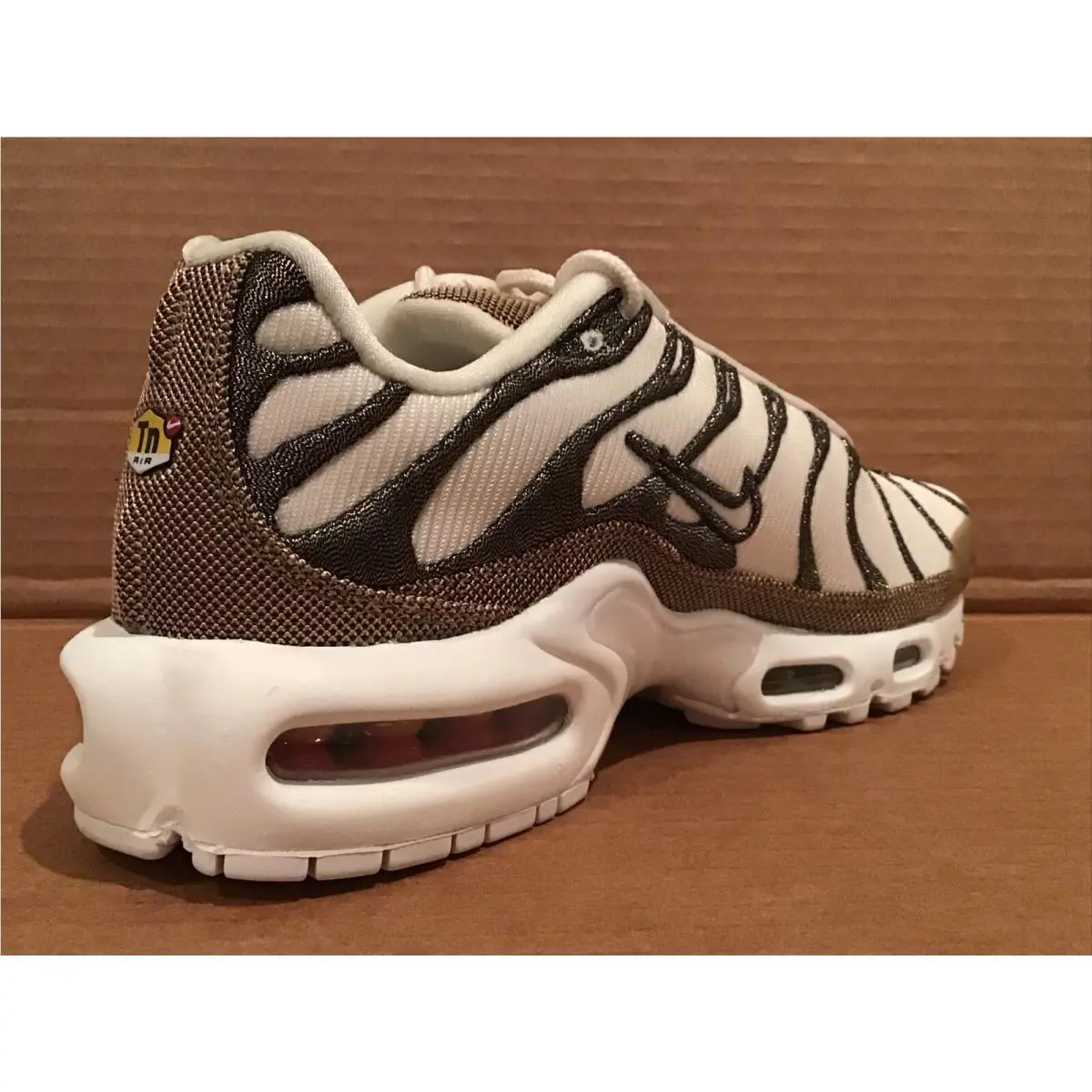 Nike shoes - Nike Air Max Plus - Air Max Plus - Gold 2