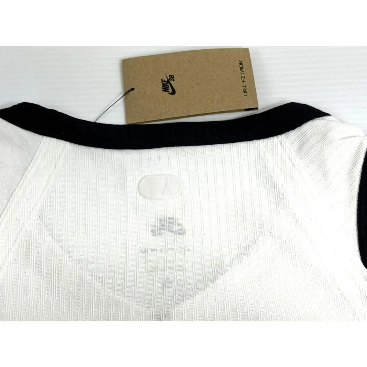 Nike clothing - Nike Dri-Fit - FZ4073100 - White 3