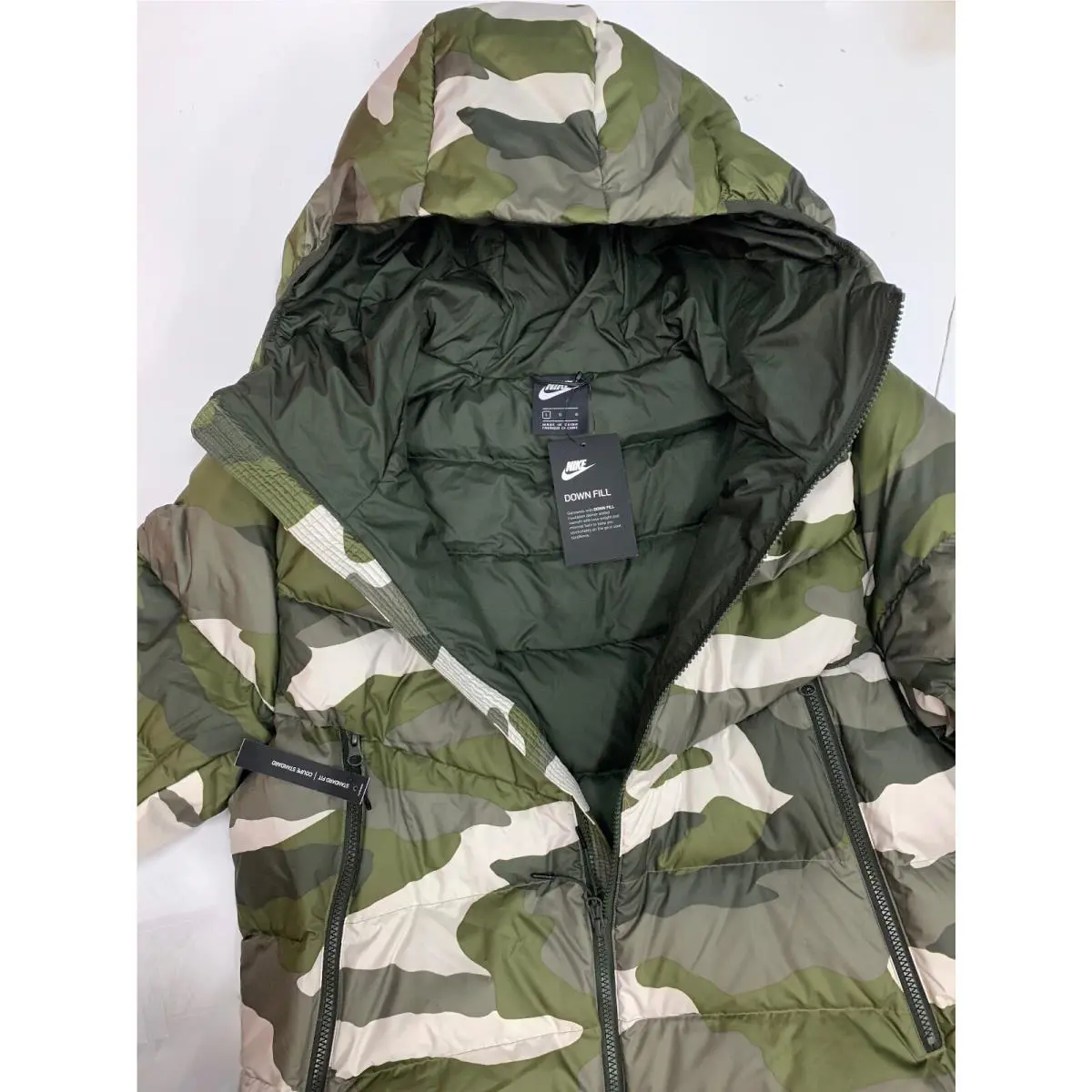 Nike clothing - Fill Windrunner - Fill Windrunner - CAMO OLIVE (UPC: 193147729948) 0