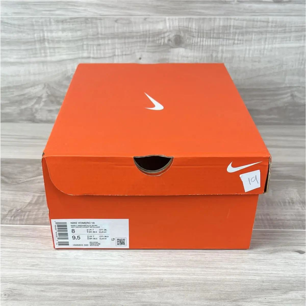 Nike shoes - Nike Vomero 18 - Vomero - HM6803-300 - Barely Green/Metallic Silver (UPC: 198482850494) 6