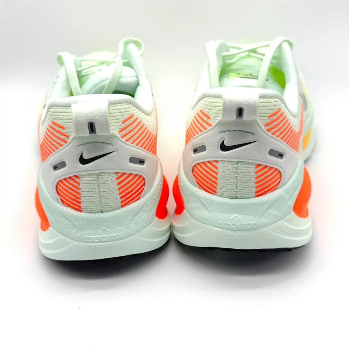 Nike shoes - Nike Vomero 18 - Vomero - HM6803-300 - Green (UPC: 198482573416) 2