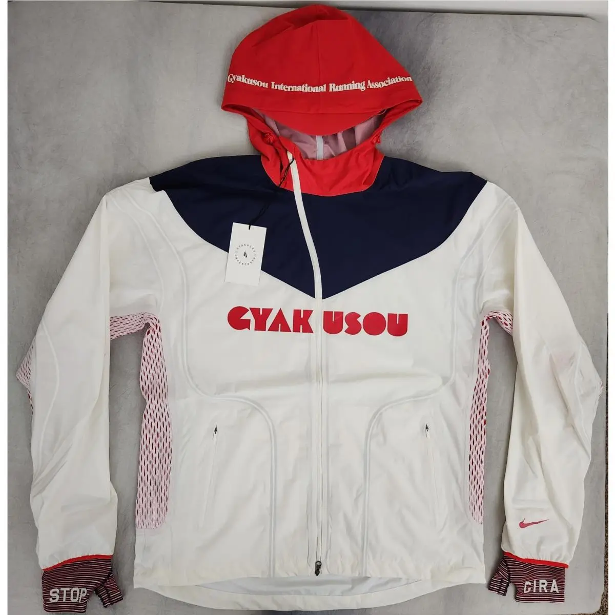Nike x Gyakusou Gira 3-Layer Running Windbreaker Jacket White CU0103-133 Men’s L