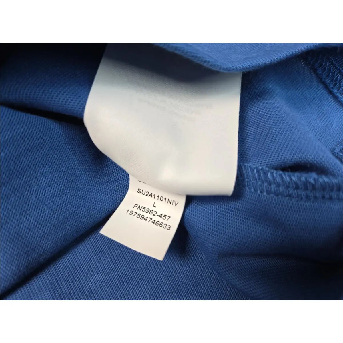 Nike clothing - Blue Red 17