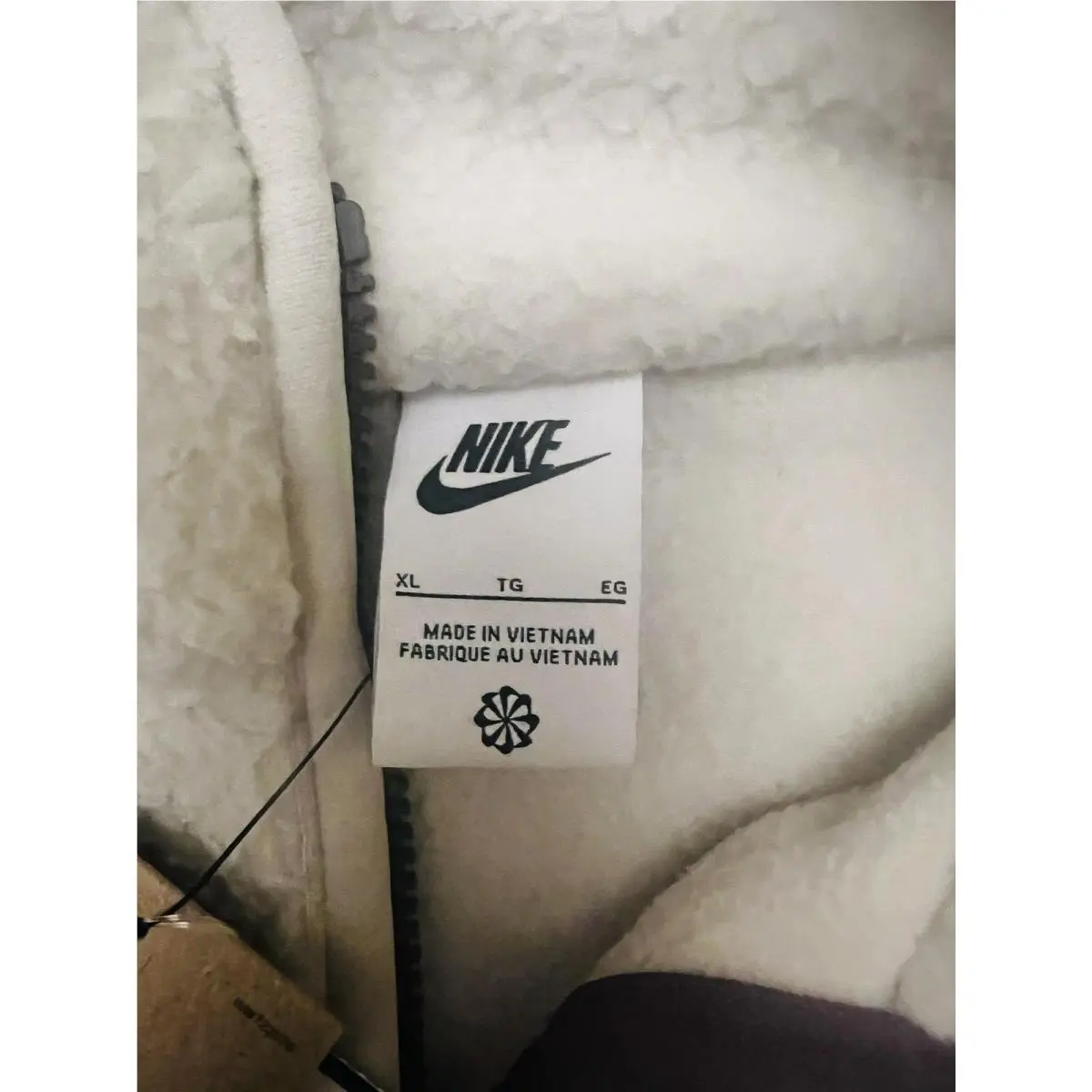 Nike clothing - DD5021072 DV5021-072 - DD5021072 DV5021-072 - Beige (UPC: 195242975640) 9