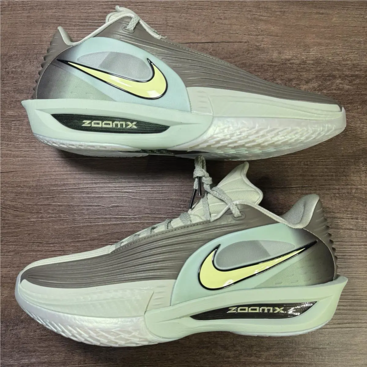 Nike shoes - Nike Air Zoom G.T. Cut 3 Turbo - HV9918-300 - Honeydew/Black-Barely Volt 2