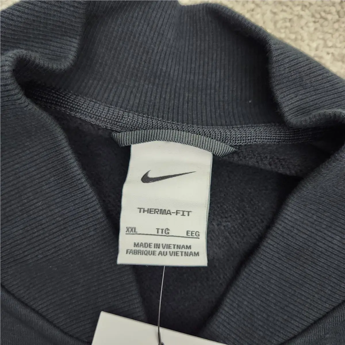 Nike clothing - Black 4