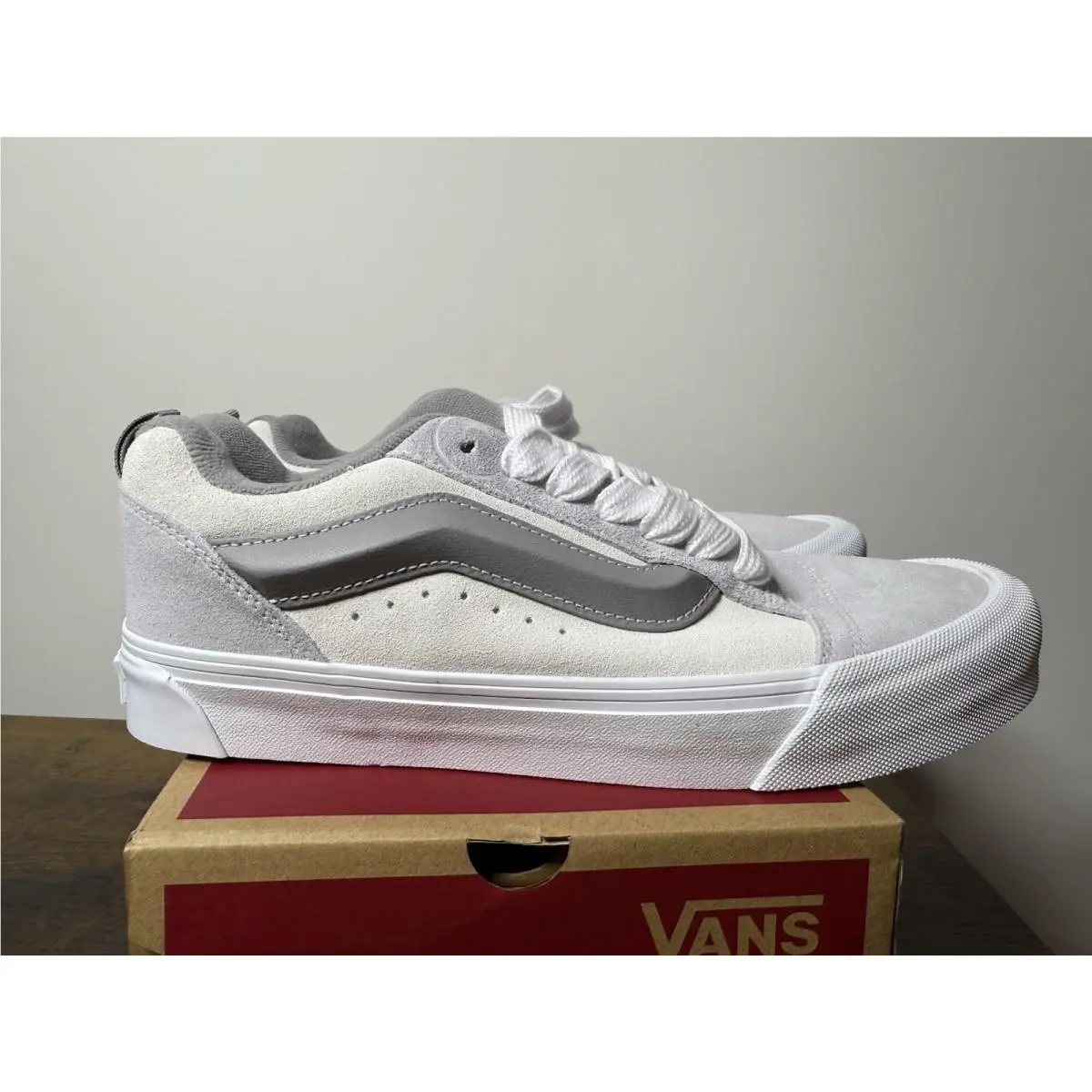 Vans shoes - Vans Knu Skool - Knu Skool - VN000D22BH7 - White 1