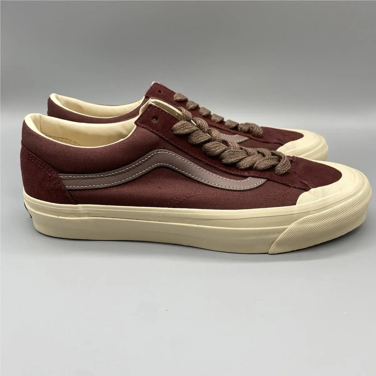 Vans shoes - VANS Old Skool - Old Skool - VN000SERBRO - Brown 0