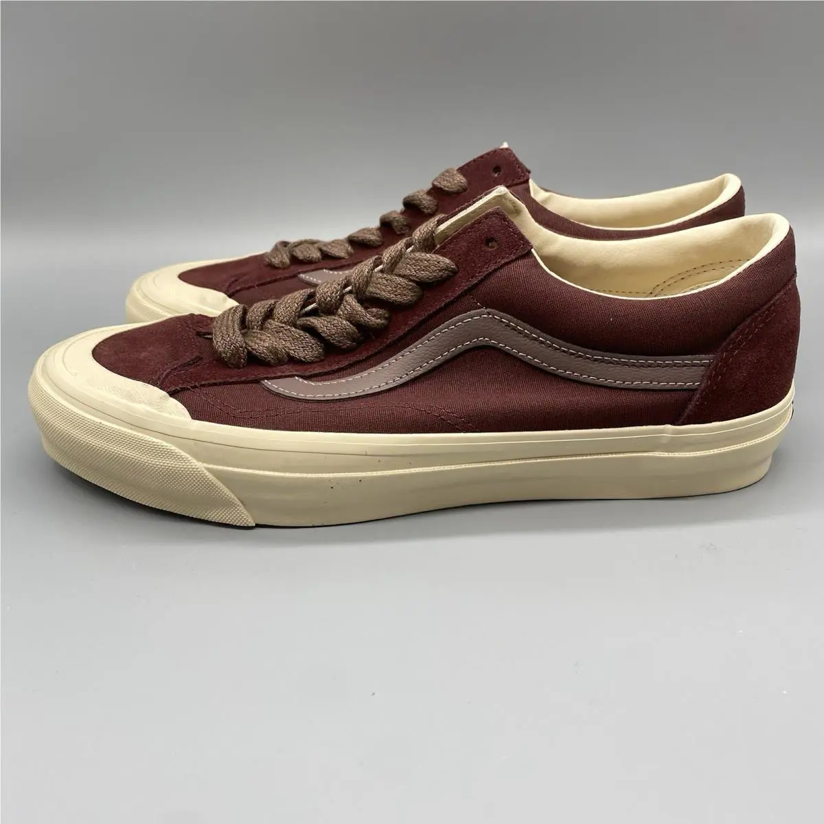 Vans shoes - VANS Old Skool - Old Skool - VN000SERBRO - Brown 2