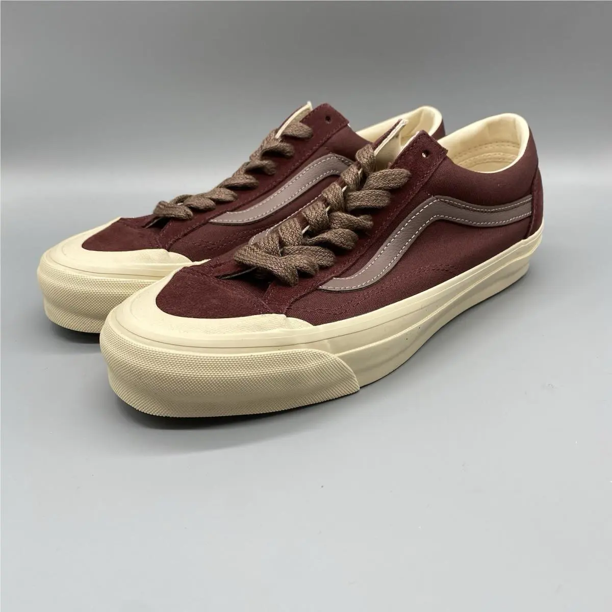 Vans shoes - VANS Old Skool - Old Skool - VN000SERBRO - Brown 3