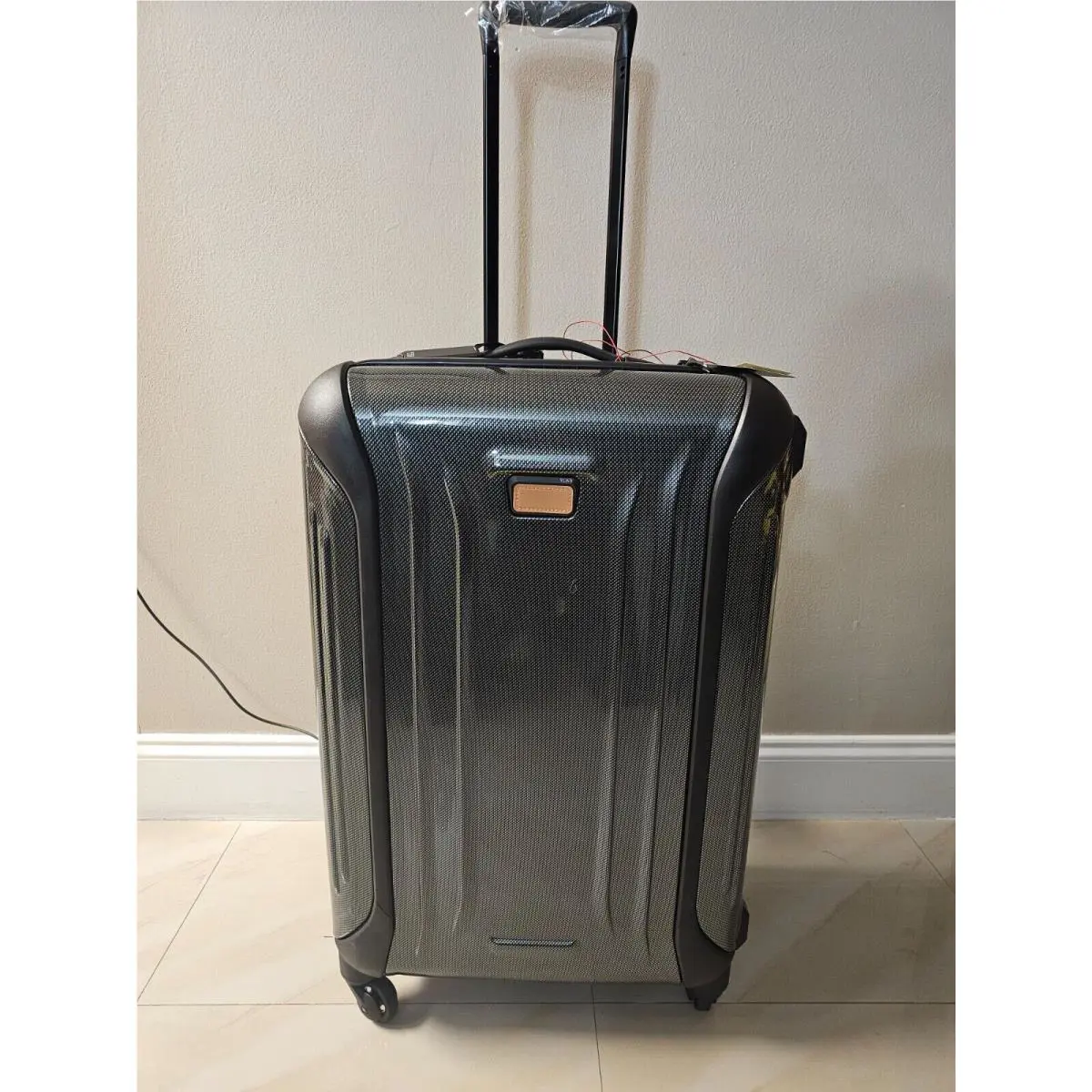Tumi Vapor Extended Trip Spinner Large Case Hard 30 Please Read