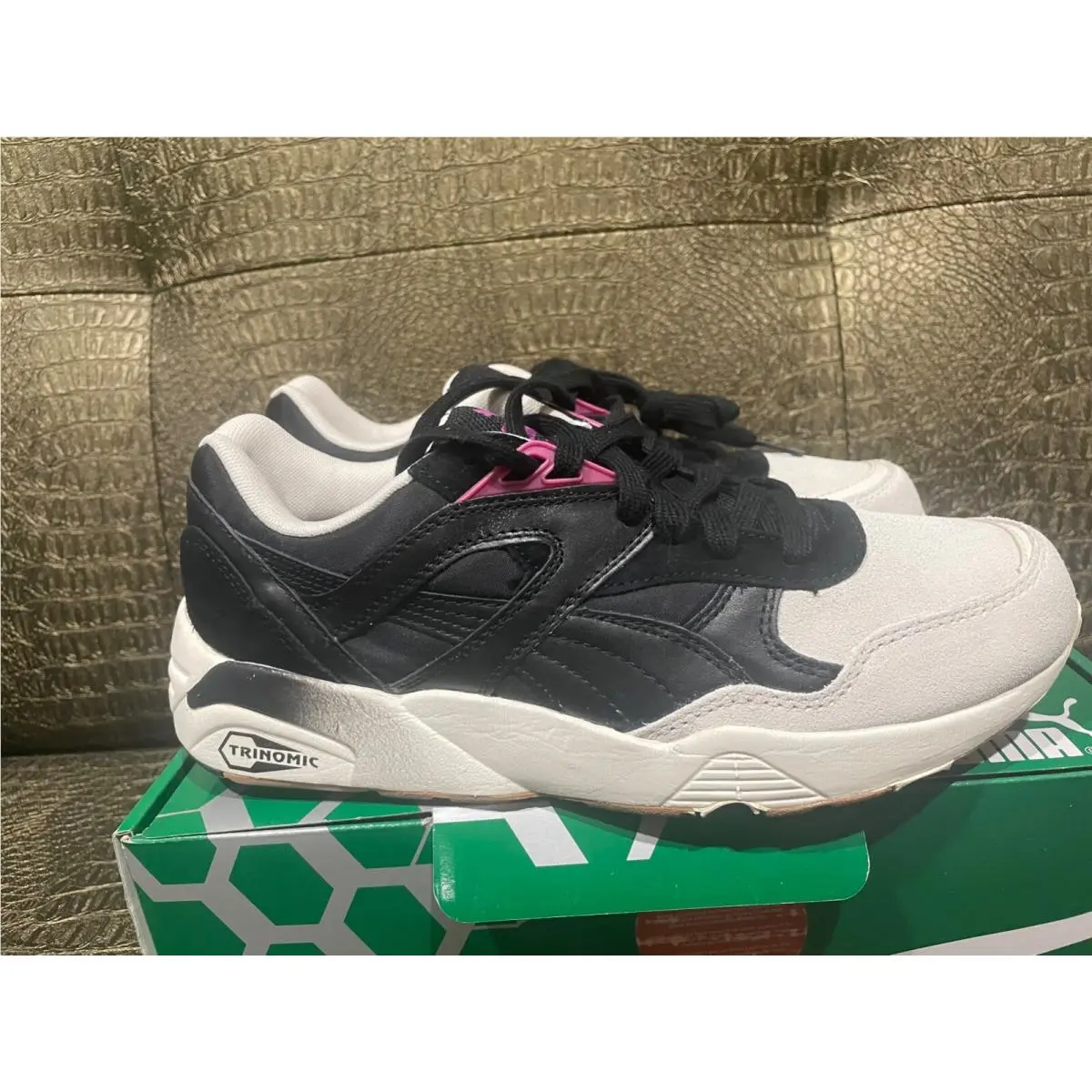 R698 Blocks and Stripes Shoes Woman Trainers Black 358069 01 by Puma