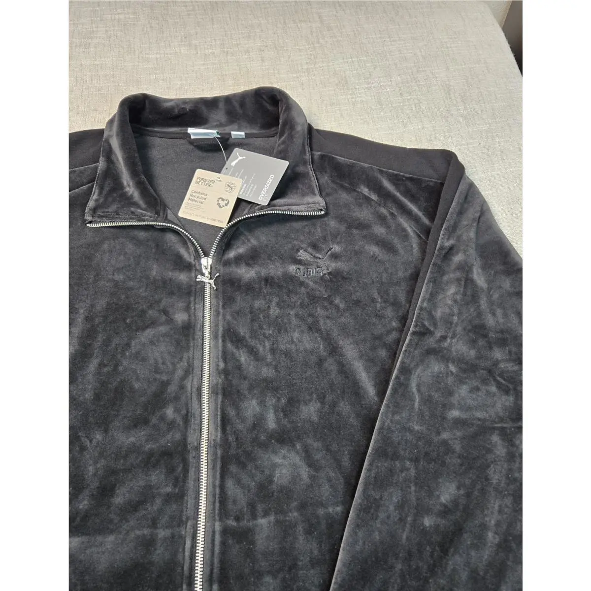 Puma clothing - PUMA Velour T7 Track Jacket Oversized - 626712 01 - Black 1