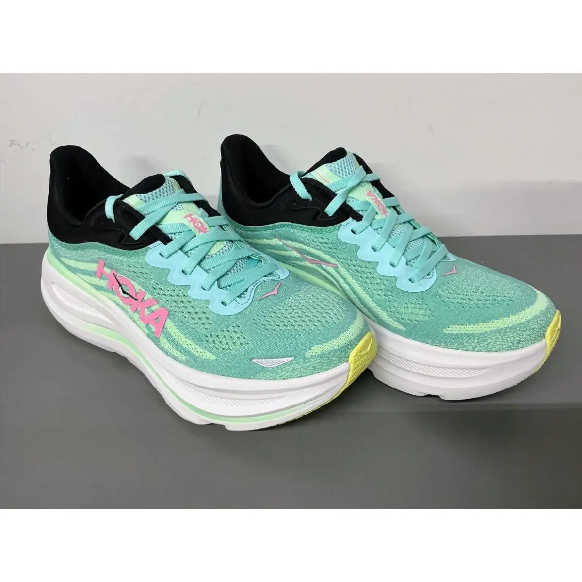 Hoka Women`s Bondi 9 Running Shoes • Blue Spark/mint Fluorite • 8.5B