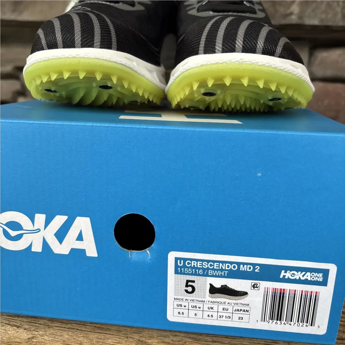 Hoka shoes - Hoka One One Crescendo MD - 1155116 - black / white 0