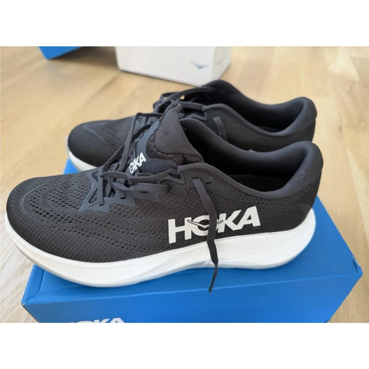 Hoka One Rincon 4 Black 11.5D