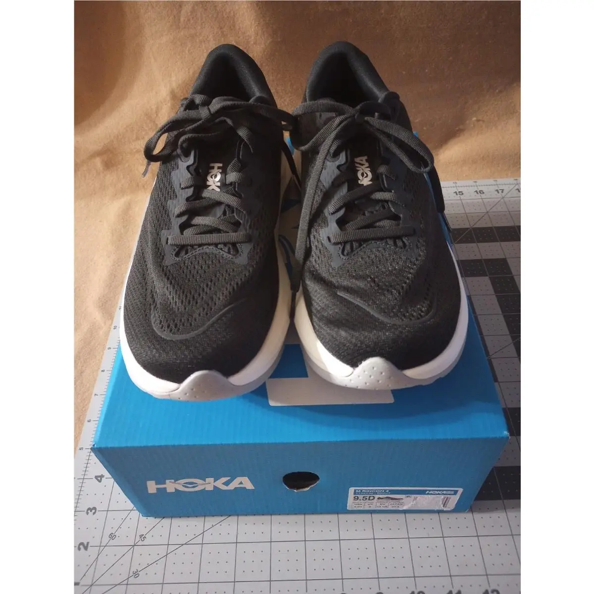 Hoka shoes - Hoka One One Rincon 4 - 1155130-BWHT - Black 3
