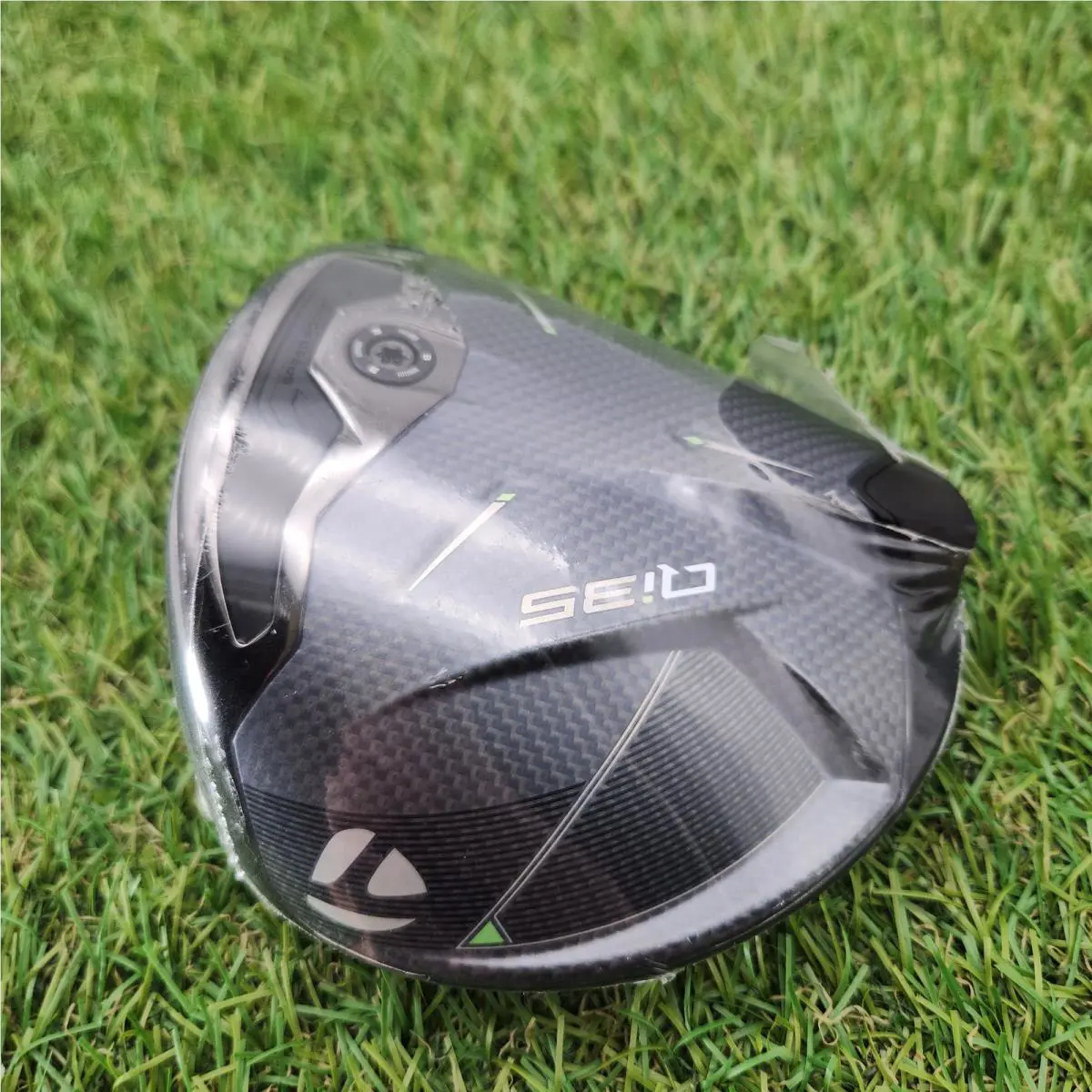 TaylorMade  - 2025 QI35 1