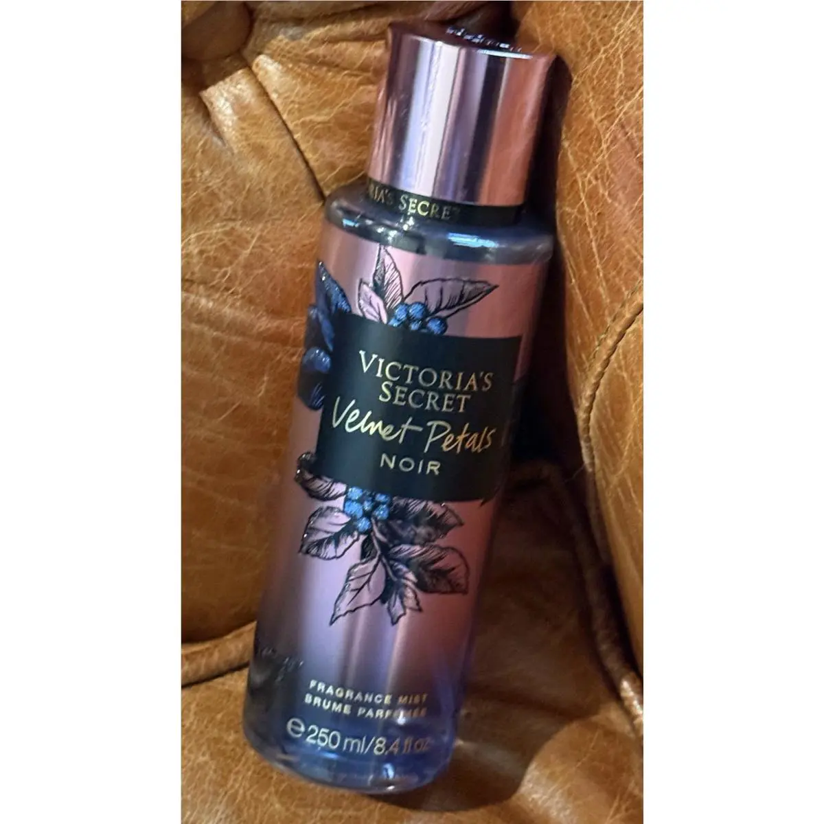 Victoria`s Secret Velvet Petals Noir Fragrance Body Mist 8.4 fl oz