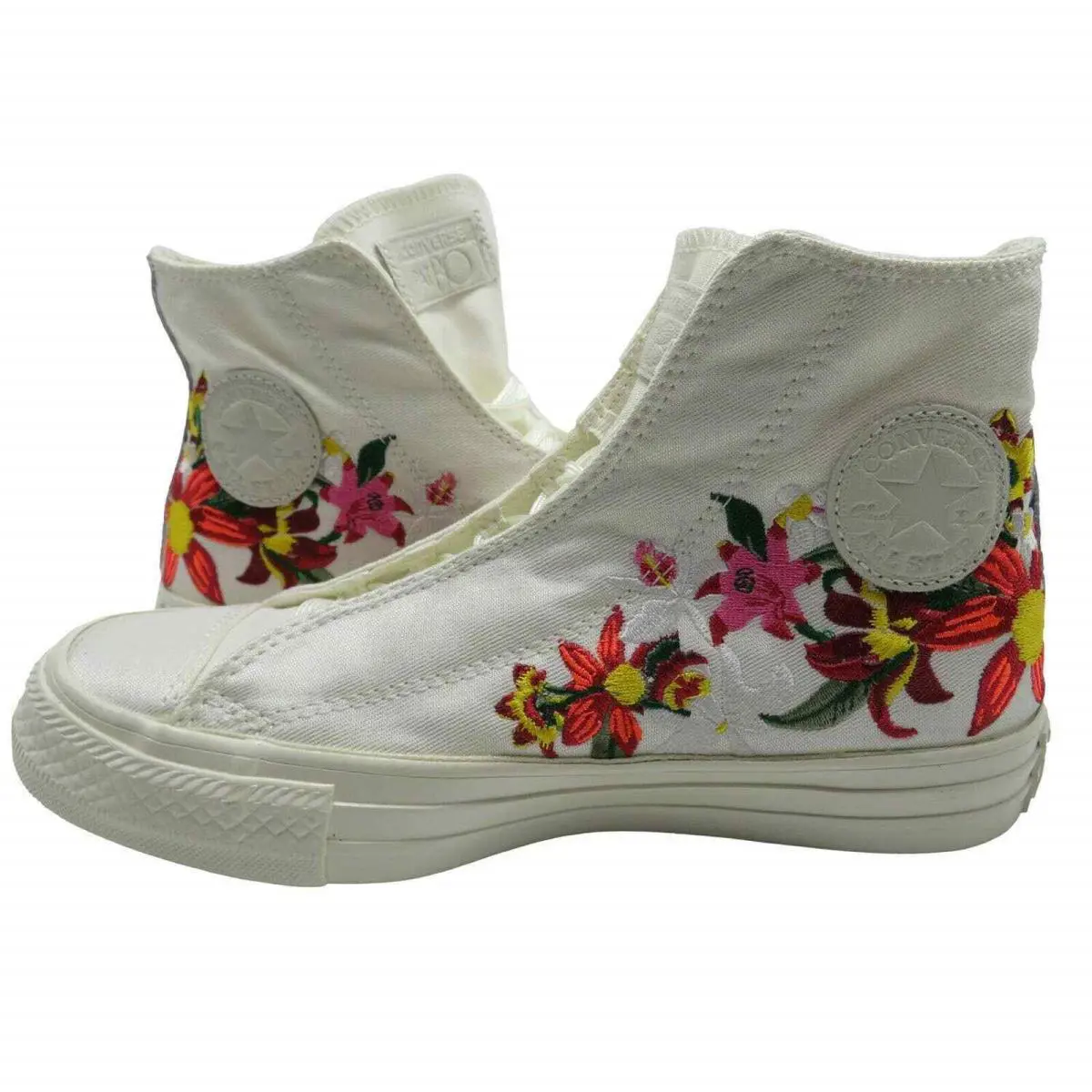 Converse shoes - White 1