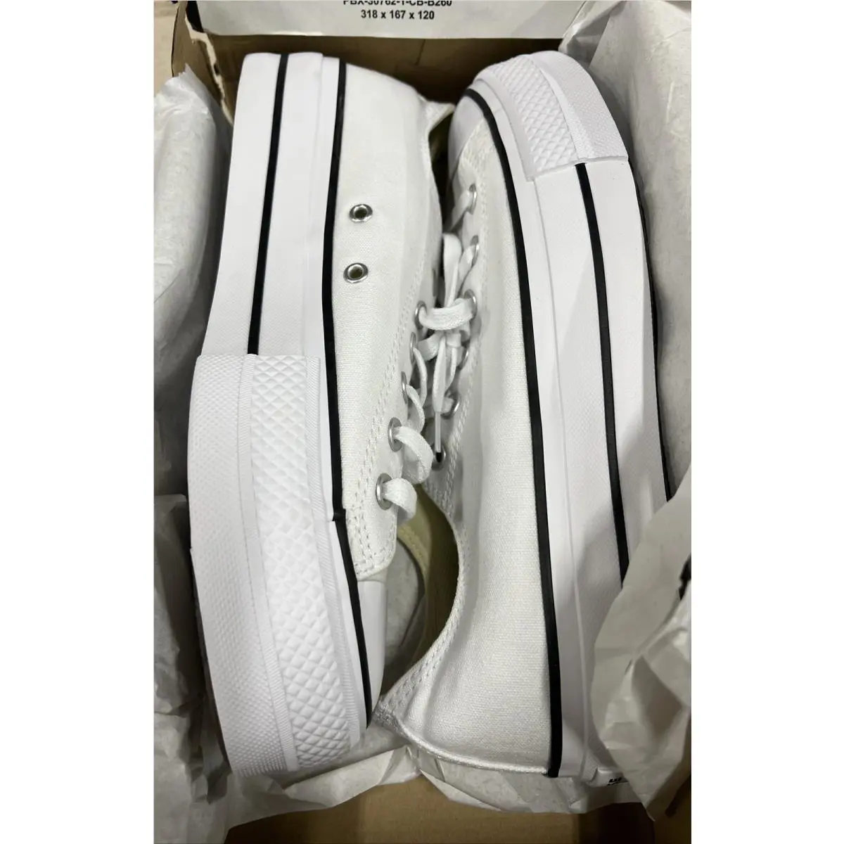 Converse shoes - 560251F - 560251F - White (UPC: 0194433494595) 2