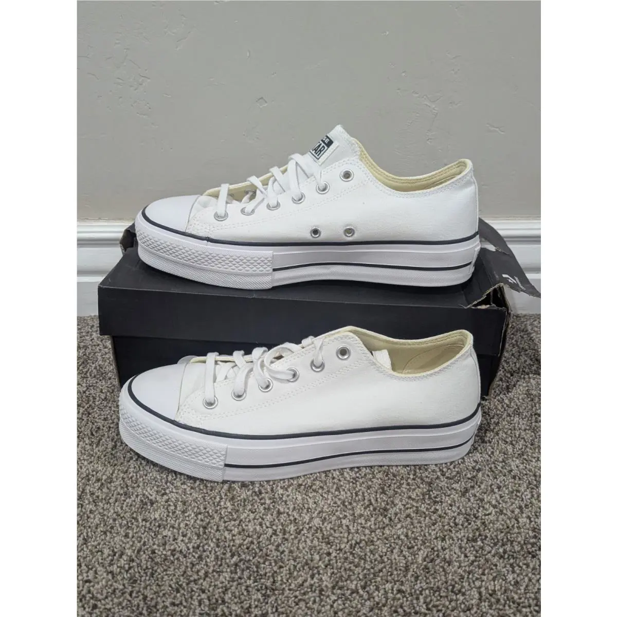 Converse shoes - Converse CTAS OX - CTAS - 560251F - White (UPC: 0194433494595) 0