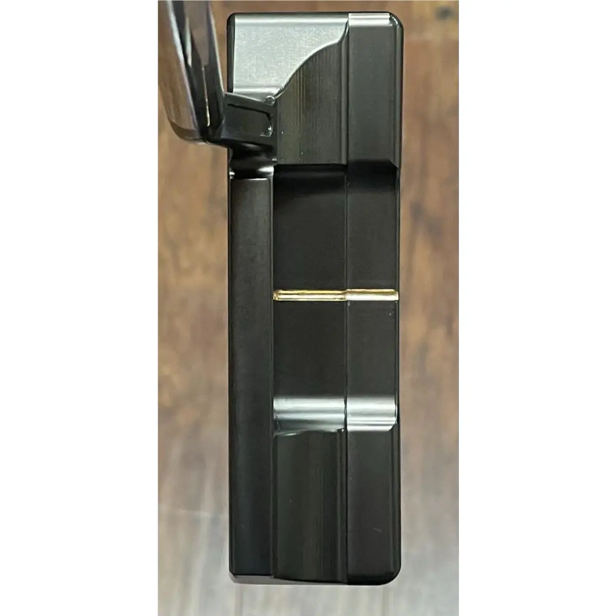 Scotty Cameron  - Super Select Newport 2.5 Plus - Xtreme Dark Finish - DLC - Gold, Lie Angle: Black 4