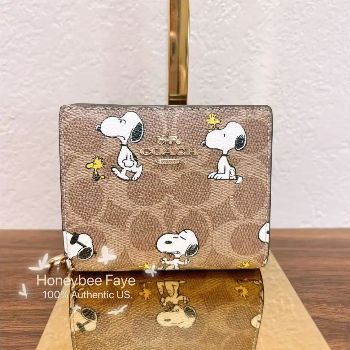 Coach X Peanuts Snap Wallet In Signature Canvas with Snoopy Print CBN32