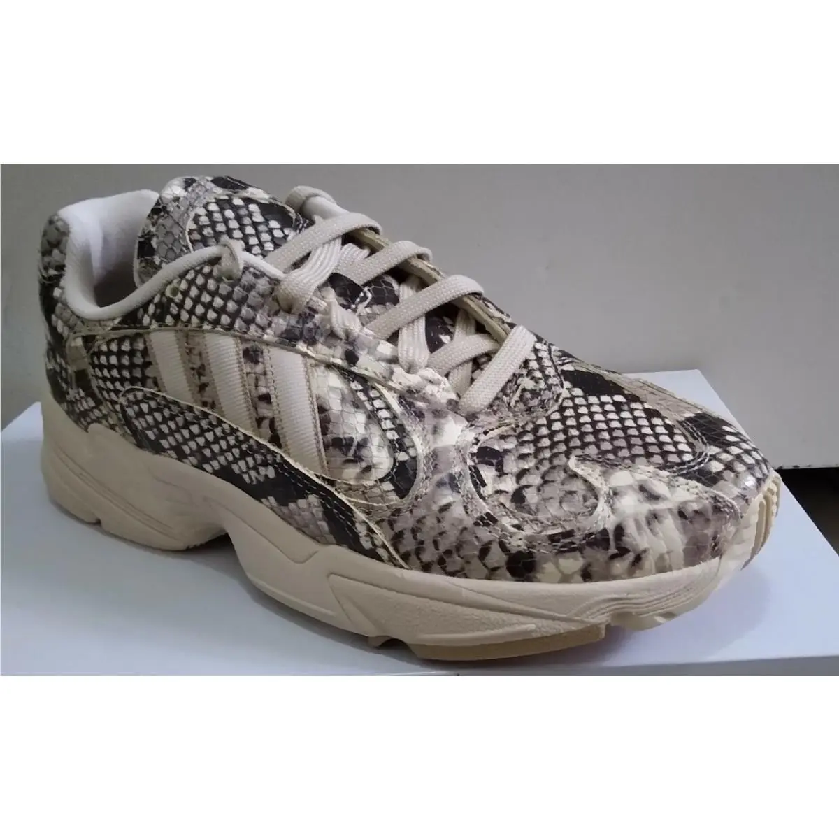 Adidas shoes - adidas Originals Yung-1 - Originals - EG1717 - Brown 5
