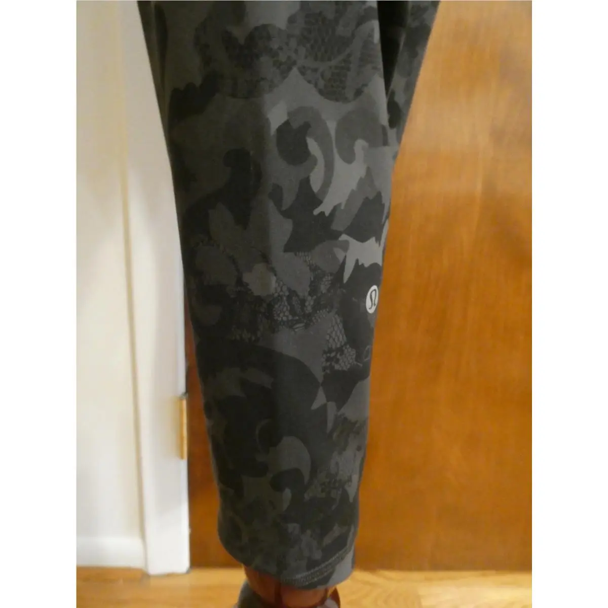 Lululemon clothing - Gray/Black 21
