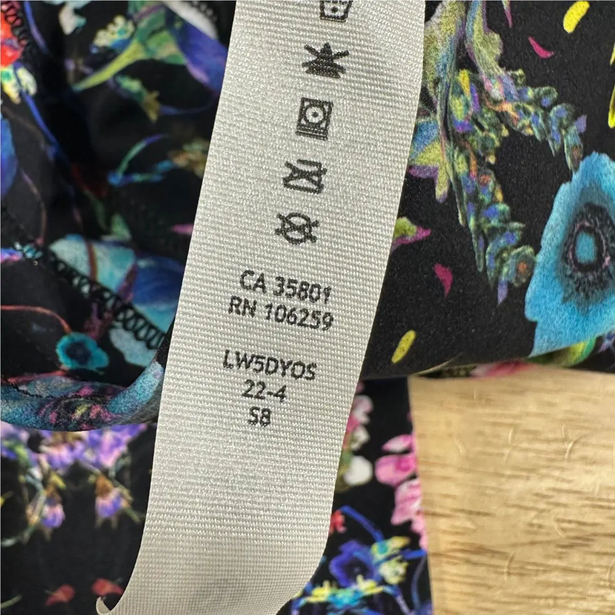 Lululemon clothing - Black 5
