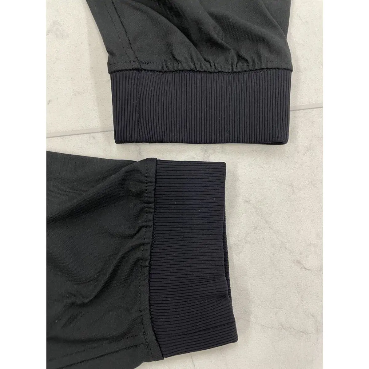 Lululemon clothing - Black 2
