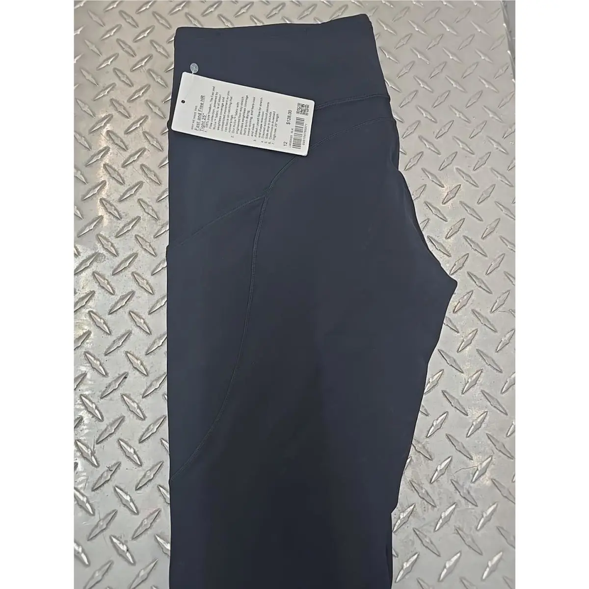 Lululemon clothing - Black 4