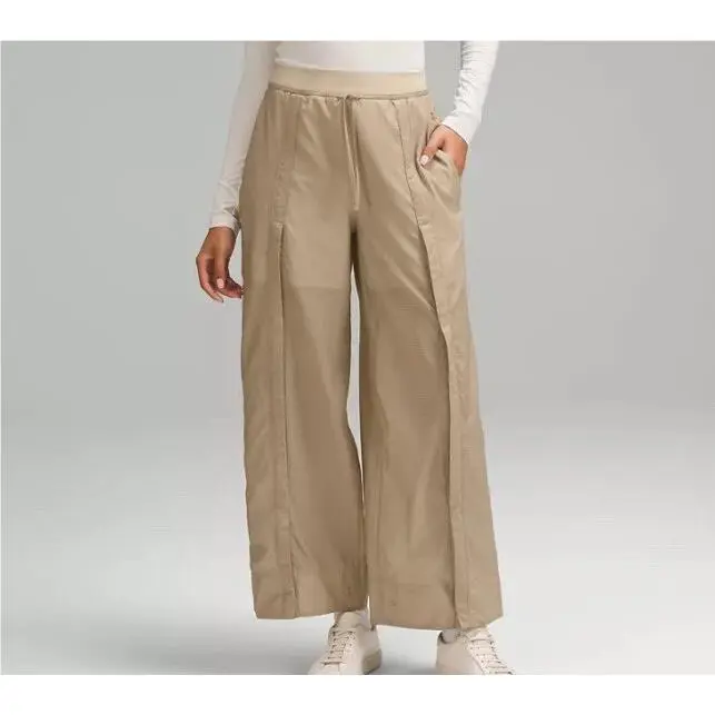 Lululemon clothing - Beige 0