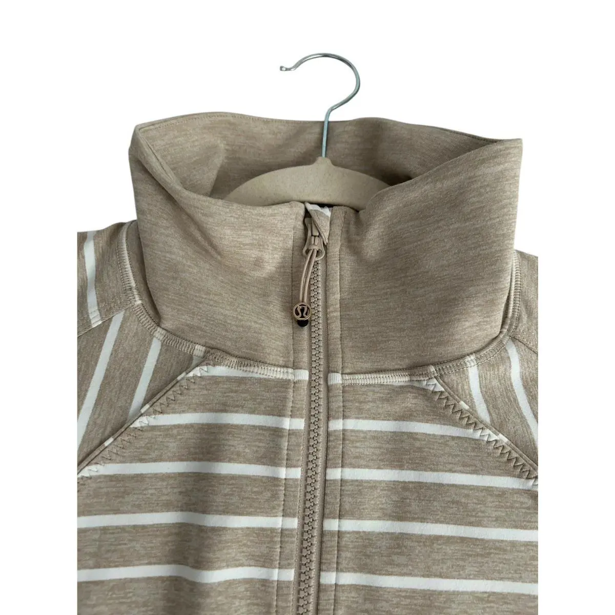 Lululemon clothing  - Beige 10